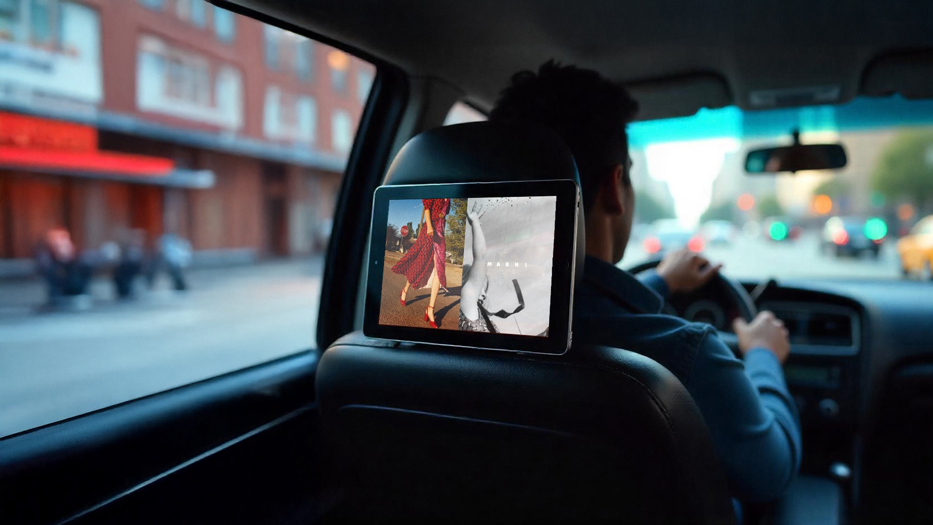 Advertise on EcoTaxi